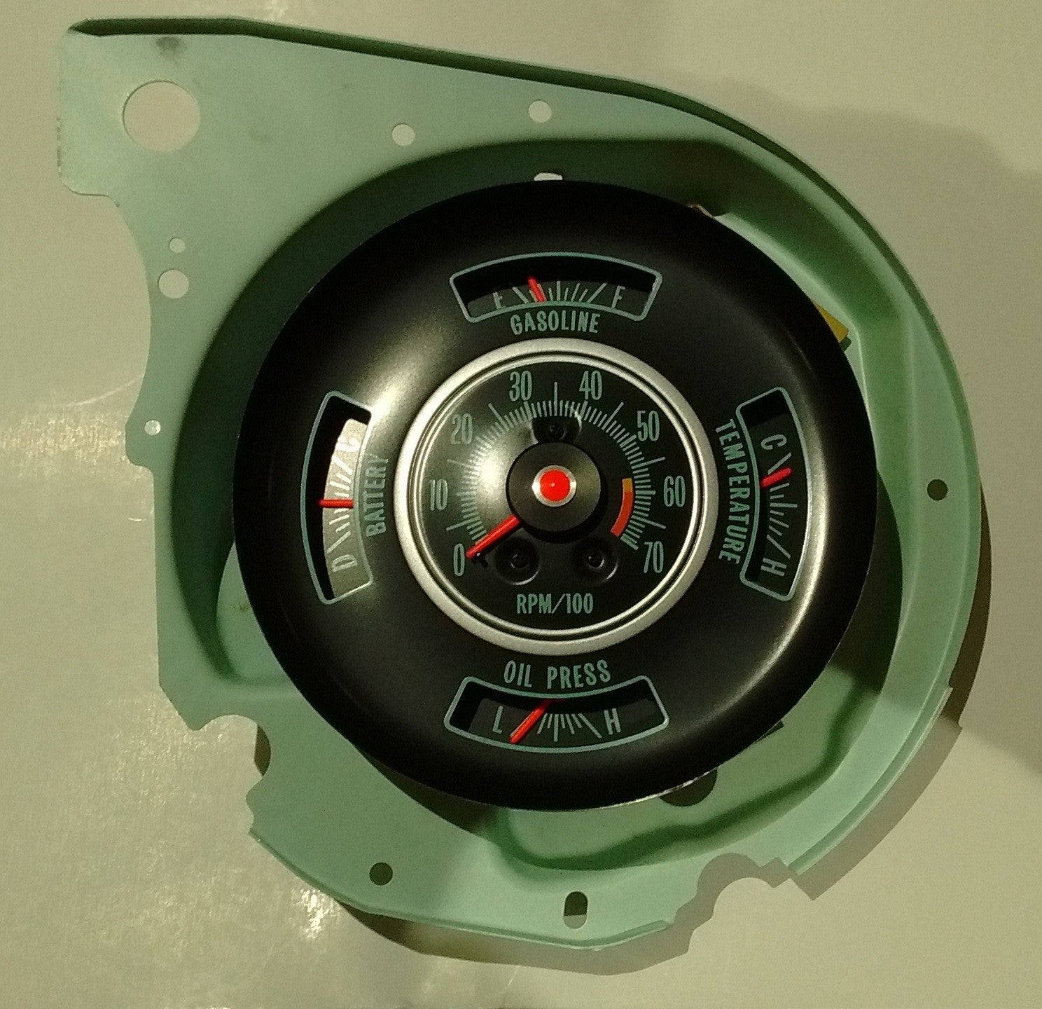 factory tachometer & dash gauge 69 Chevy chevelle el camino 6000 rpm tach gauges