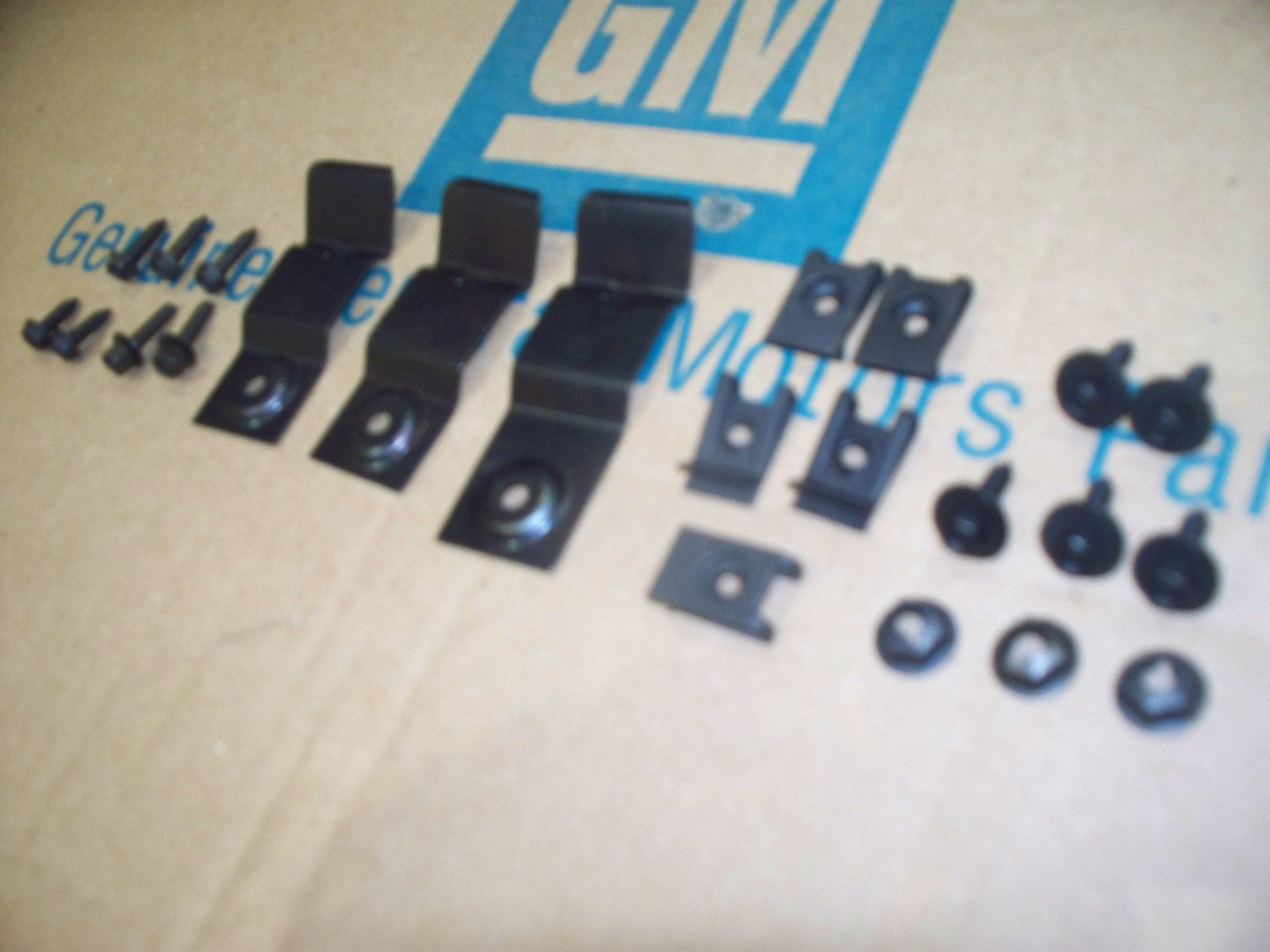 70-78 Chevy Camaro DASH PAD MOUNTING INSTALLATION KIT SET clips & screws 23 pc