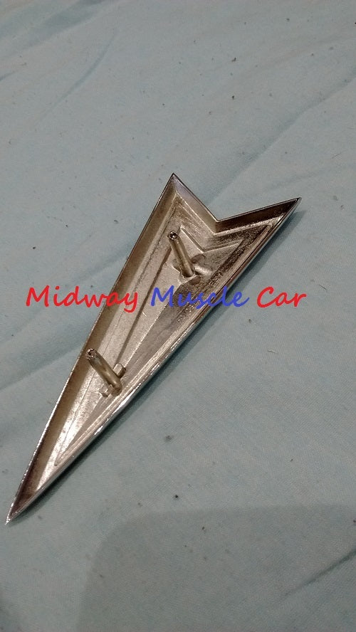 1965 65 Pontiac GTO Lemans Tempest front header nose arrowhead ornament emblem