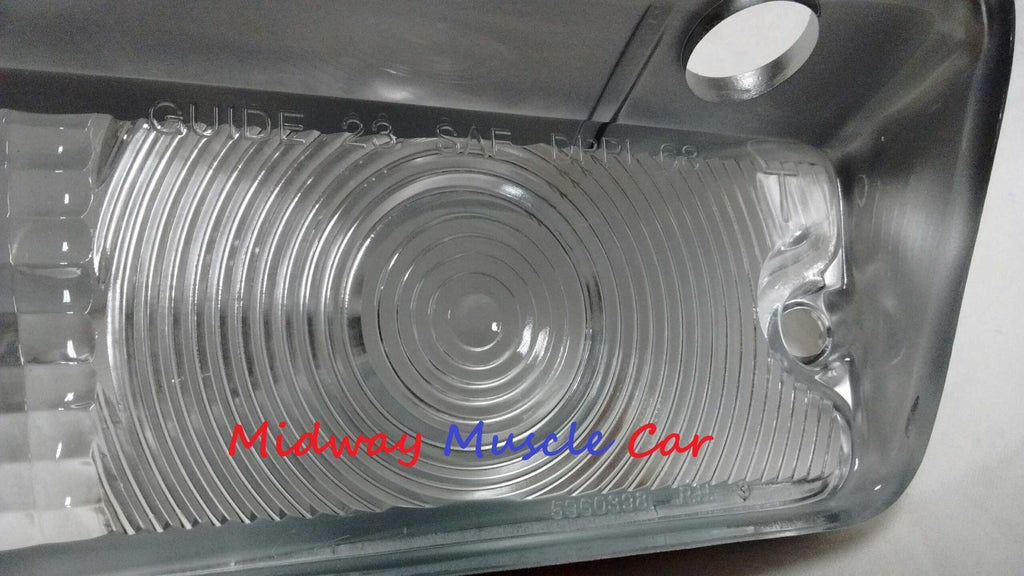 NEW RH front passenger turn signal parking light lamp lens 68 Pontiac GTO LeMans