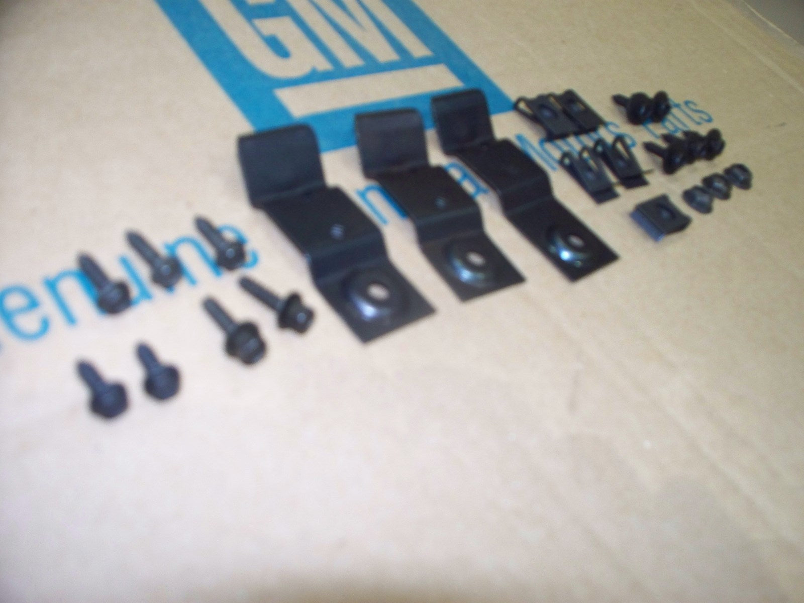 70-78 Chevy Camaro DASH PAD MOUNTING INSTALLATION KIT SET clips & screws 23 pc