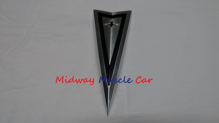 1966 1966 66 67 Pontiac GTO Lemans Tempest hood ornament emblem