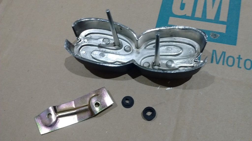 SS grille emblem   70 Chevy Chevelle El Camino    GM resto part