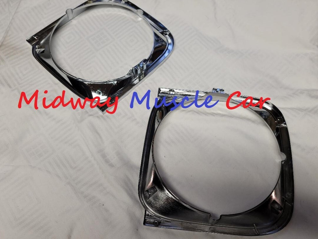 headlight headlamp bezel set (pair)   72 Chevy Chevelle El Camino