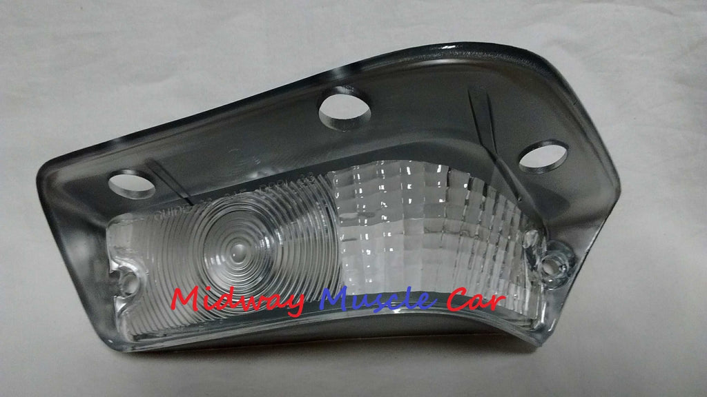 LH front drivers turn signal / parking light lamp lens 68 Pontiac GTO LeMans