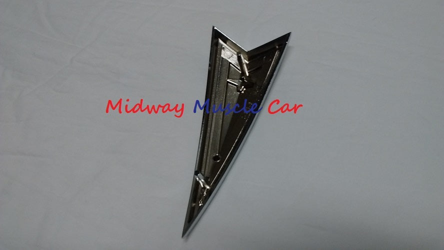 1966 1966 66 67 Pontiac GTO Lemans Tempest hood ornament emblem