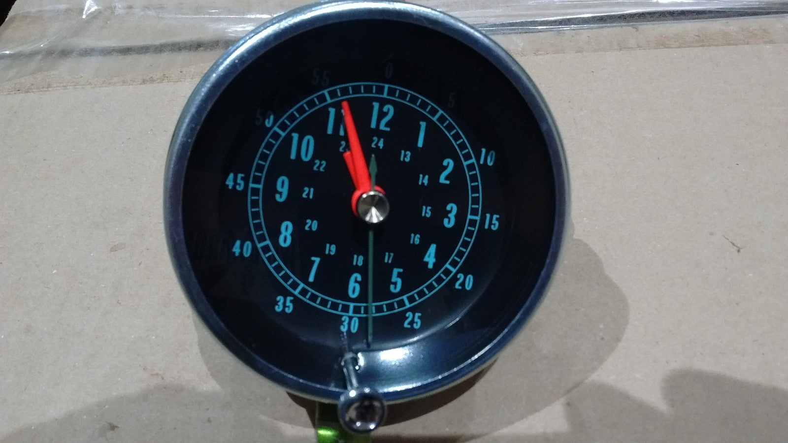 66 67 Chevy chevelle malibu el camino    CONSOLE CLOCK assy  new quartz movement