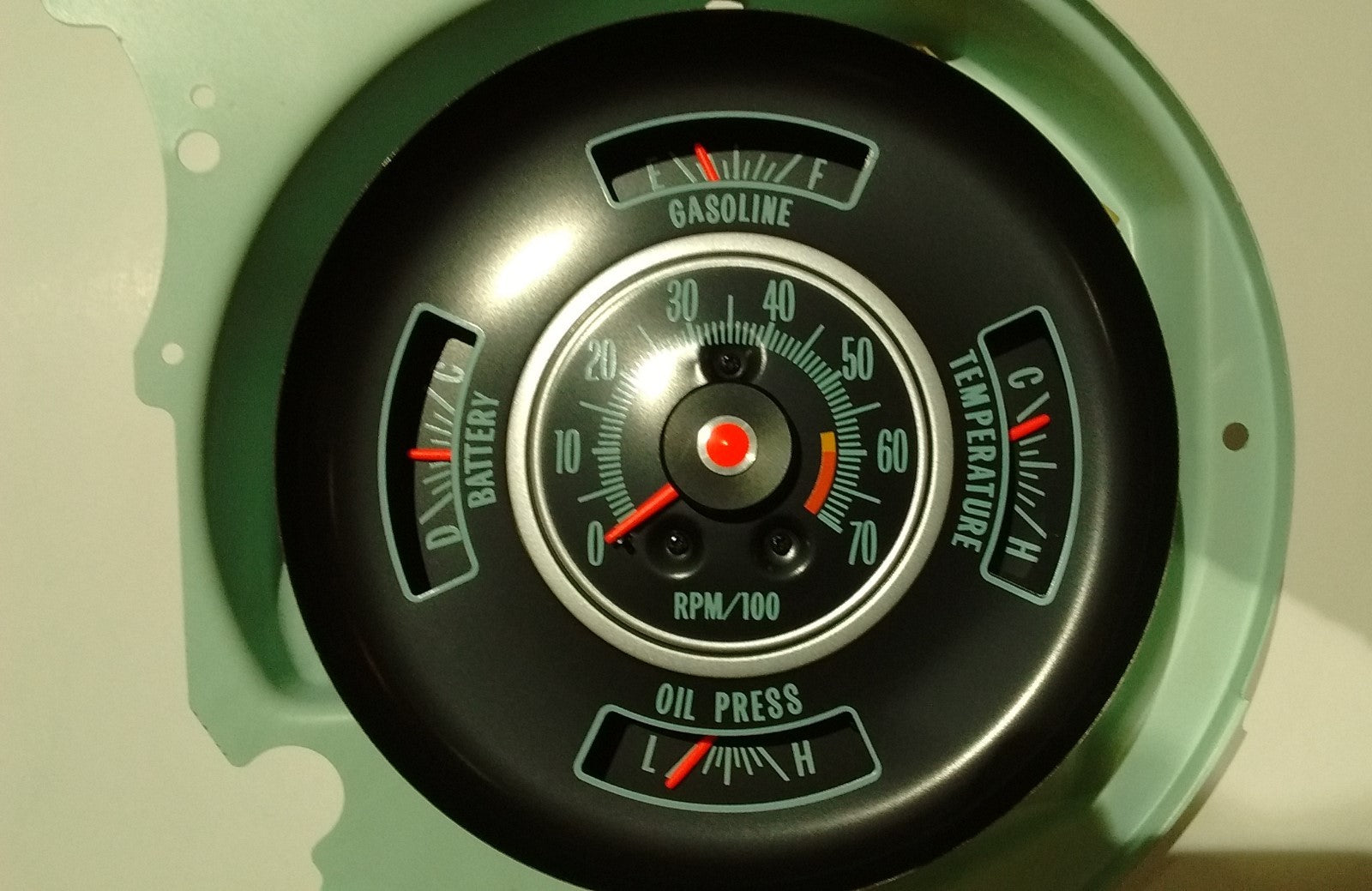 factory tachometer & dash gauge 69 Chevy chevelle el camino 6000 rpm tach gauges