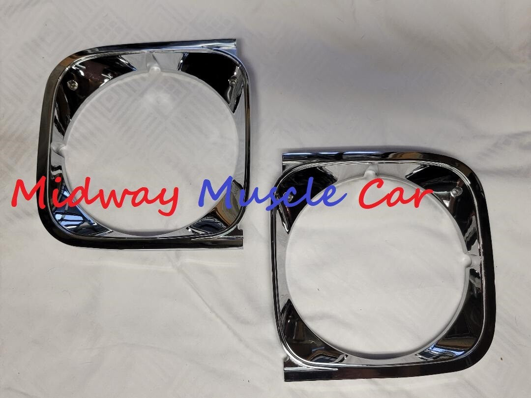 headlight headlamp bezel set (pair)   72 Chevy Chevelle El Camino
