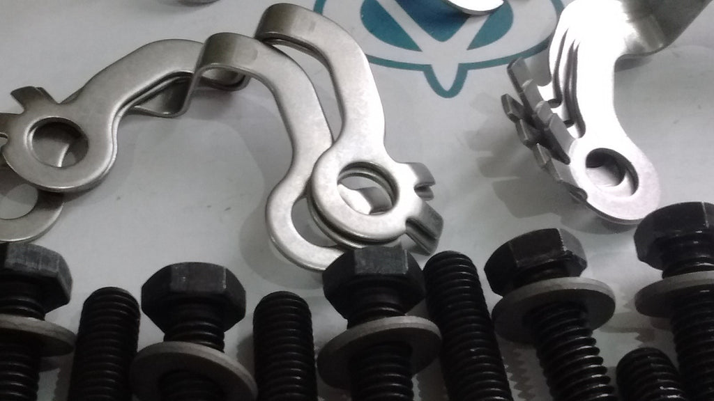 64 65 66 Ford Mustang Falcon exhaust manifold bolts & lock hardware kit 260 289